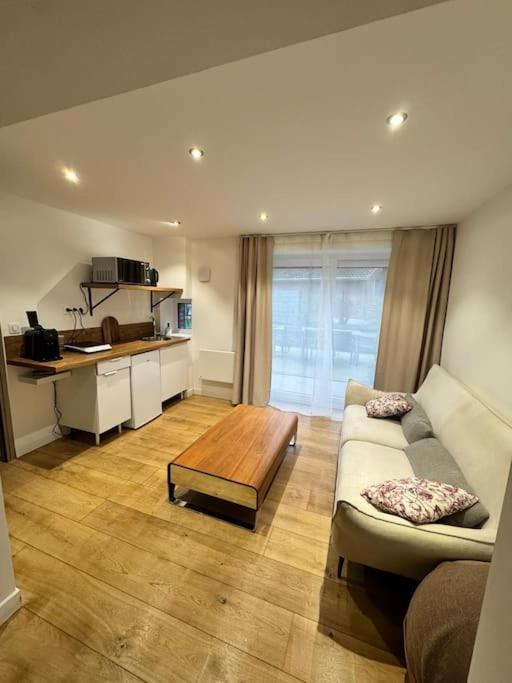 Charmant Studio Vue Sur Jardin Wattignies 外观 照片